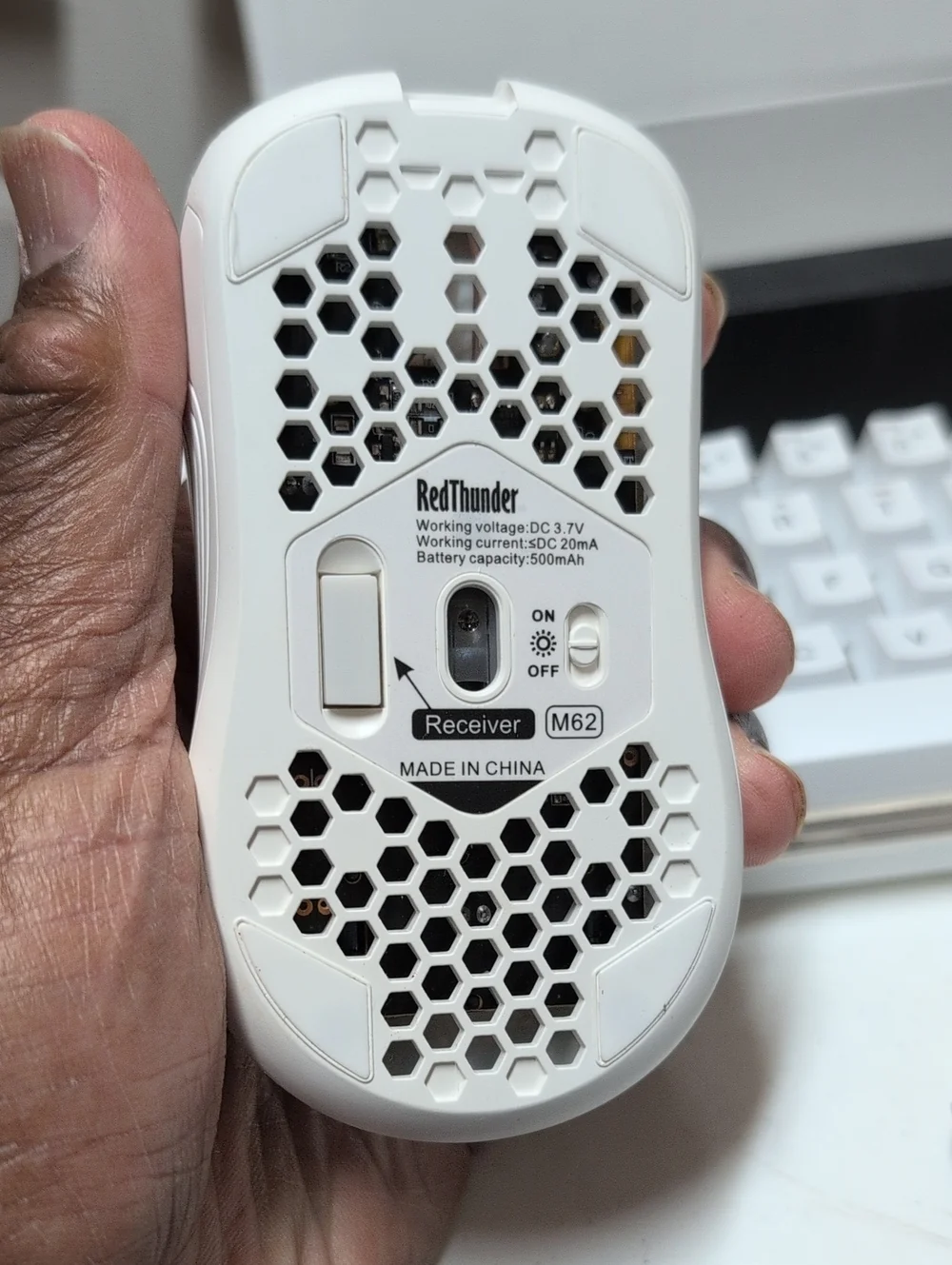 White Compact Mechanical Keyboard & Matching Mouse (96)
